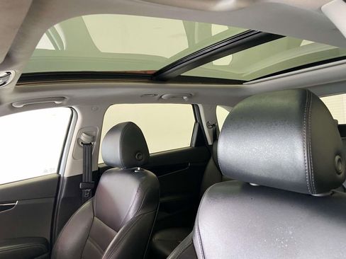 Used 2020 Kia Sorento SX image 13