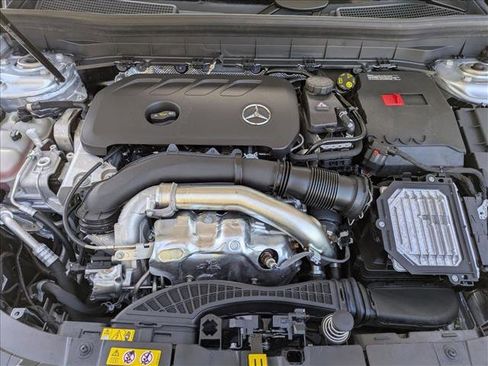 Certified 2025 Mercedes-Benz GLB 250 image 25