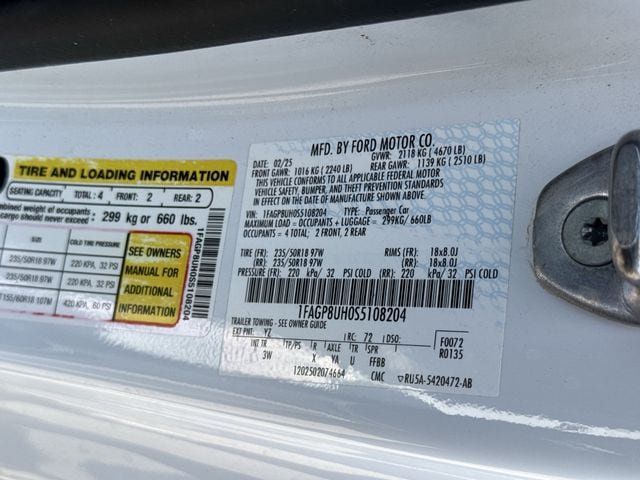 Used 2025 Ford Mustang Premium RWD image 32