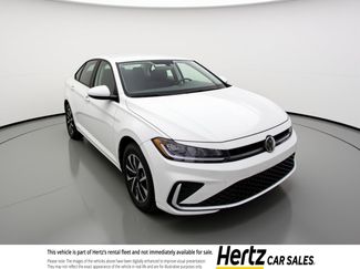 Used 2025 Volkswagen Jetta Sport video 1