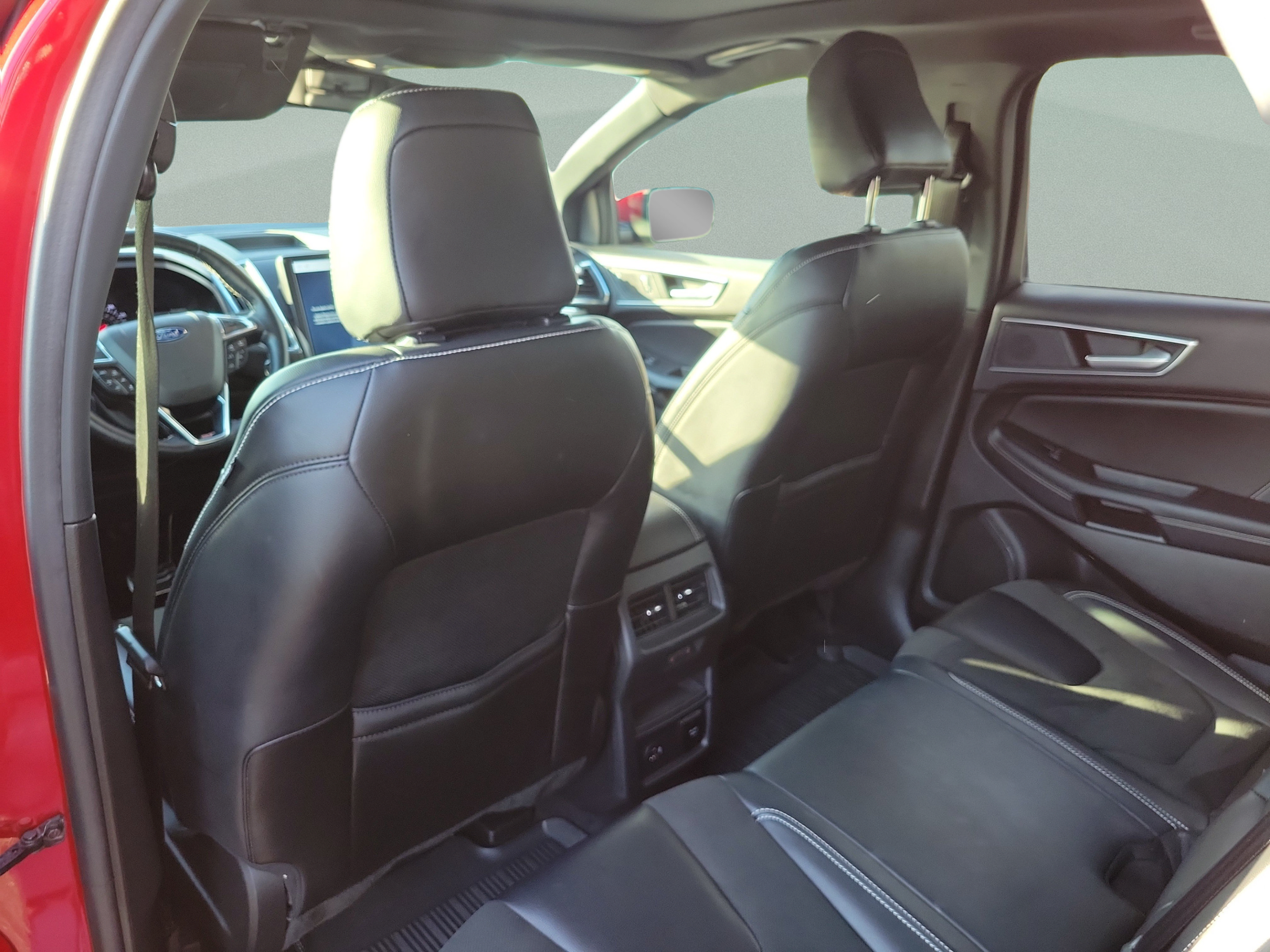 Used 2022 Ford Edge ST w/ Equipment Group 401A AWD/4WD image 11