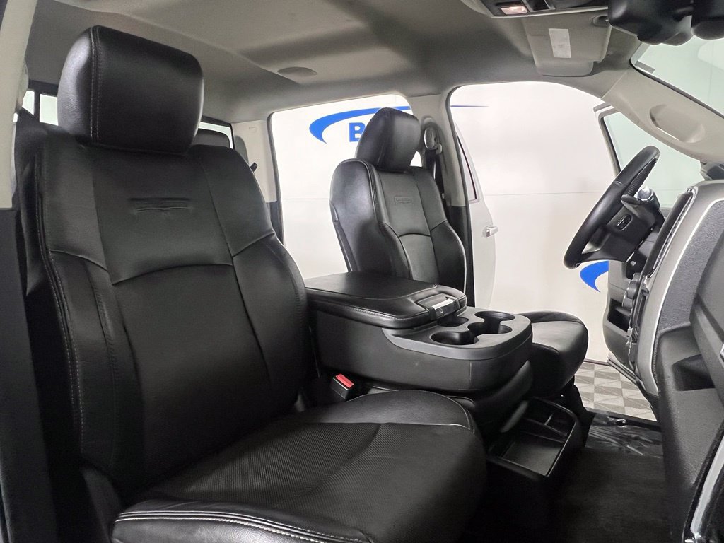 Used 2015 RAM 3500 Laramie w/ Convenience Group AWD/4WD image 11