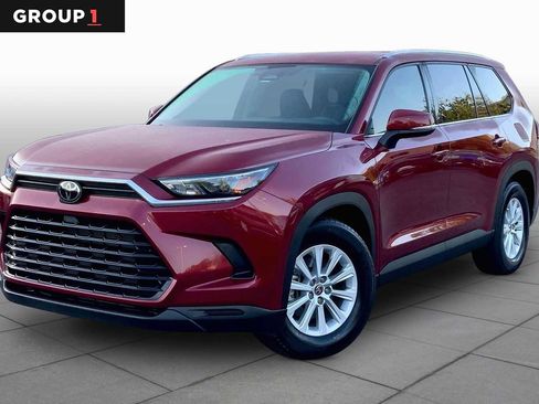 Used 2024 Toyota Grand Highlander XLE image 1