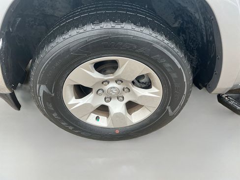 Used 2022 RAM 1500 Laramie AWD/4WD image 31