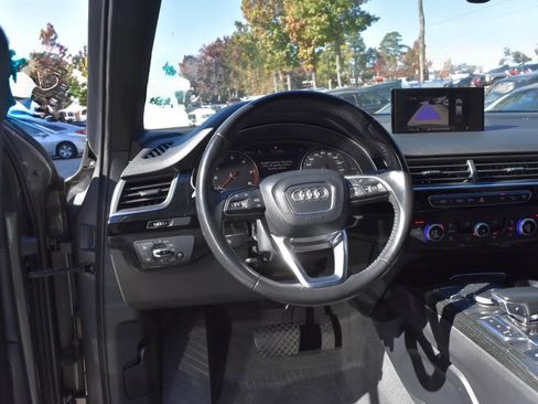 Used 2017 Audi Q7 2.0T Premium AWD/4WD image 56