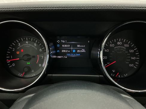 Used 2016 Ford Mustang Coupe RWD image 29