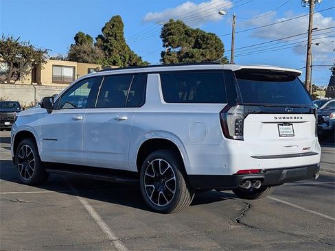 New 2026 Chevrolet Suburban RST w/ RST Capability Package image 10