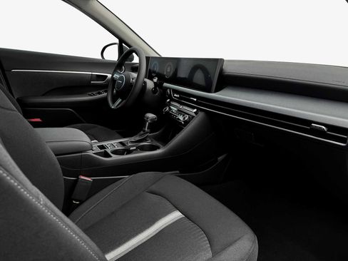 Certified 2025 Hyundai Sonata SE image 29