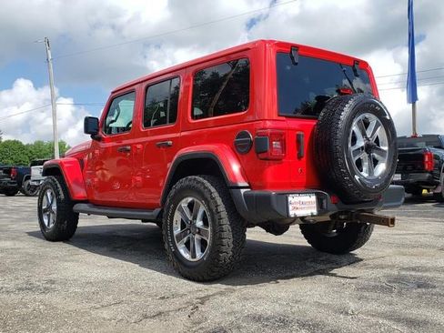 Used 2018 Jeep Wrangler Unlimited Sahara w/ Dual Top Group AWD/4WD image 5