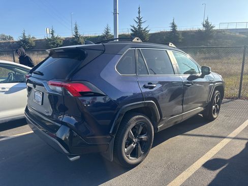Used 2021 Toyota RAV4 XSE image 2