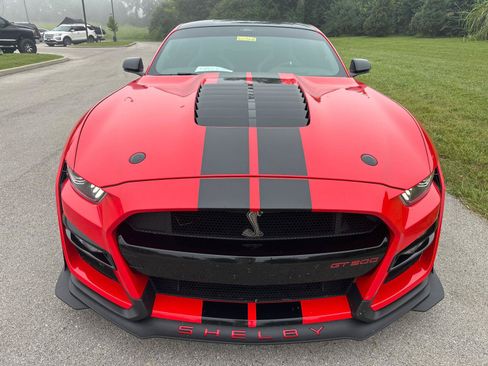 Certified 2021 Ford Mustang Shelby GT500 w/ Technology Package RWD image 2