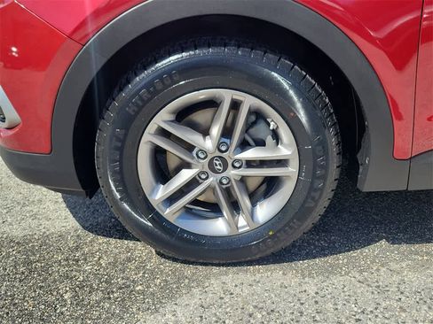 Used 2017 Hyundai Santa Fe Sport image 5