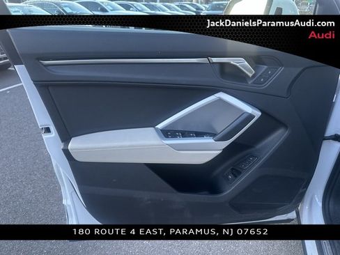 Used 2023 Audi Q3 2.0T Premium w/ Convenience Package image 14