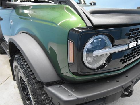Used 2024 Ford Bronco Wildtrak AWD/4WD image 39
