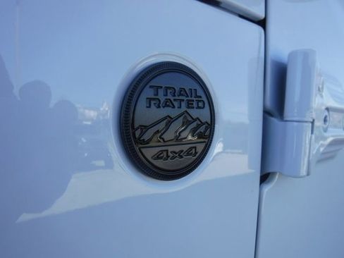 New 2026 Jeep Gladiator Mojave AWD/4WD image 6