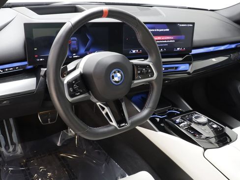 Used 2024 BMW i5 M60 w/ Executive Package AWD/4WD image 7