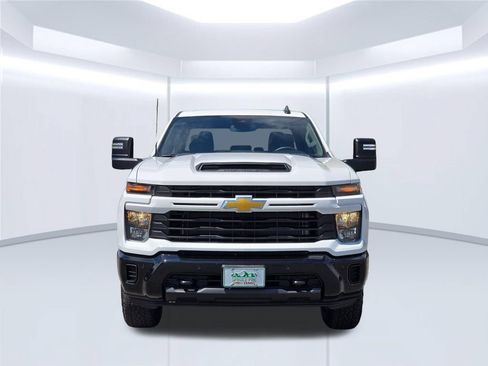 New 2026 Chevrolet Silverado 2500 Custom w/ Custom Value Package AWD/4WD image 16