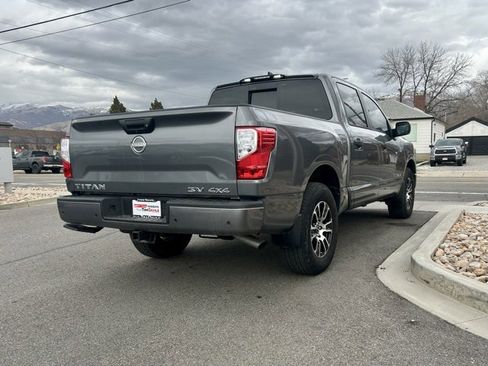 Used 2024 Nissan Titan SV w/ Accessory Utility Package image 4