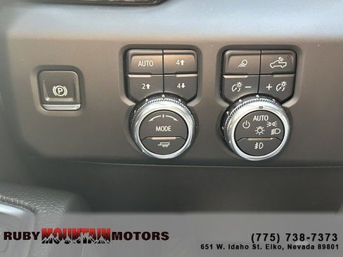 Used 2024 GMC Sierra 1500 Denali w/ Technology Package image 15