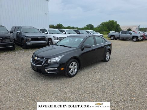 Used 2015 Chevrolet Cruze LT FWD image 1
