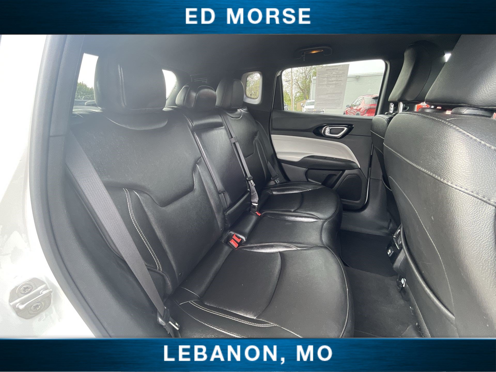 Used 2025 Jeep Compass Limited AWD/4WD image 25