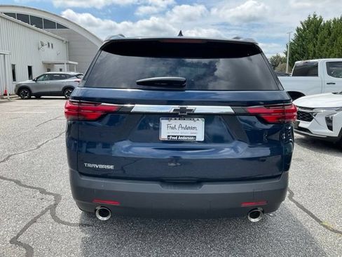 Used 2023 Chevrolet Traverse LT FWD image 6