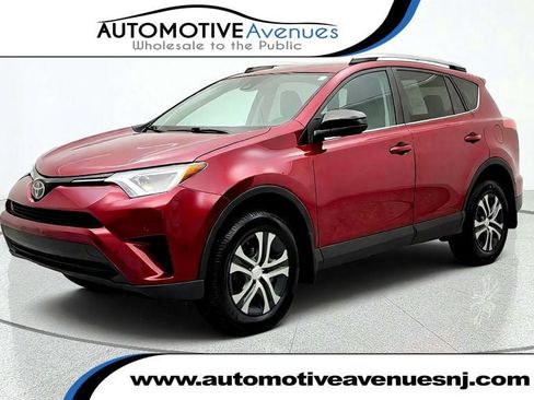 Used 2018 Toyota RAV4 LE w/ All Weather Liner Package AWD/4WD image 1