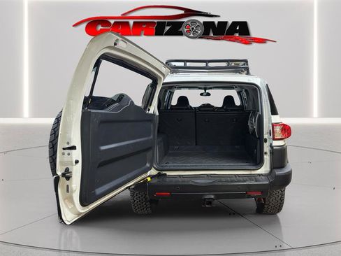 Used 2010 Toyota FJ Cruiser 4WD image 22