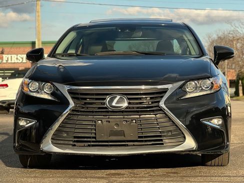 Used 2017 Lexus ES 350 w/ Luxury Package image 71