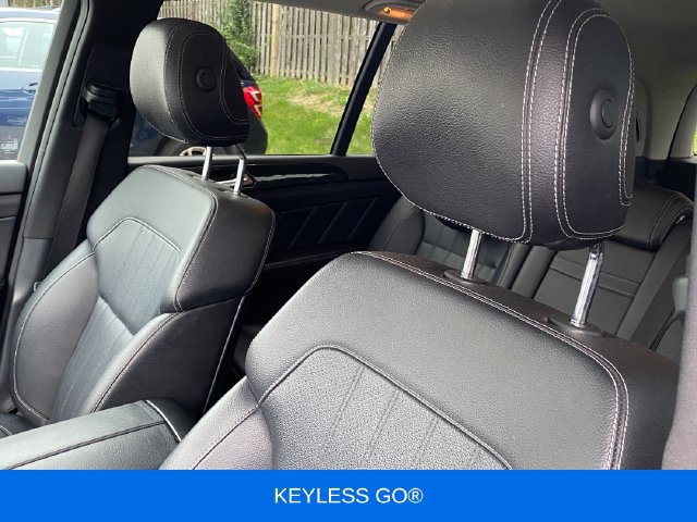 Used 2016 Mercedes-Benz GL 320 BlueTEC 4MATIC image 4