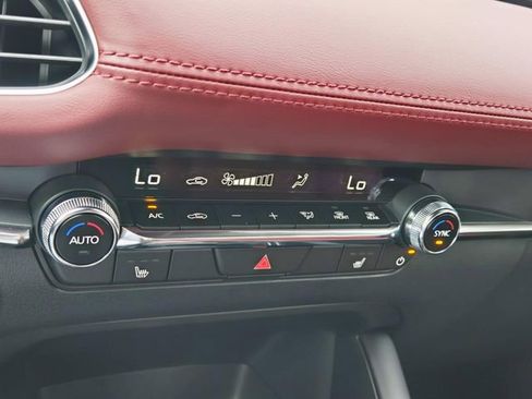 New 2026 MAZDA MAZDA3 2.5 S Hatchback w/ Premium Pkg image 22