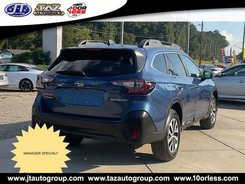 Used 2022 Subaru Outback Premium image 7