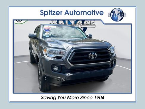 Certified 2023 Toyota Tacoma SR5 image 1