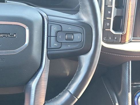 Used 2023 GMC Yukon XL Denali Ultimate image 33