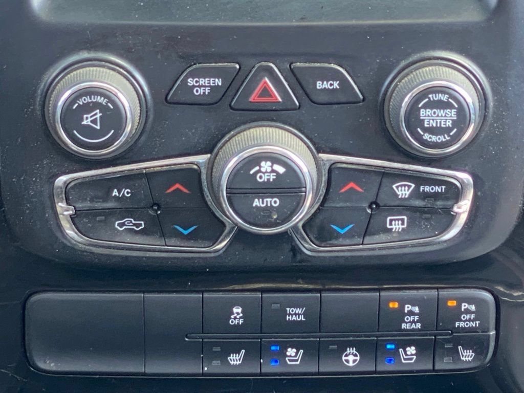 Used 2015 RAM 1500 Sport w/ Sport Premium Group AWD/4WD image 24