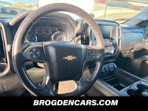 Used 2018 Chevrolet Silverado 1500 LT w/ All Star Edition image 4