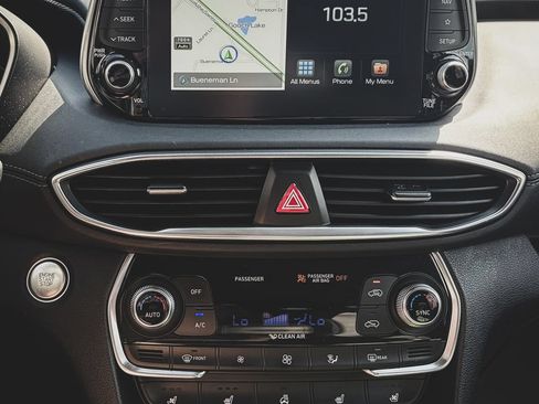 Used 2019 Hyundai Santa Fe AWD image 15