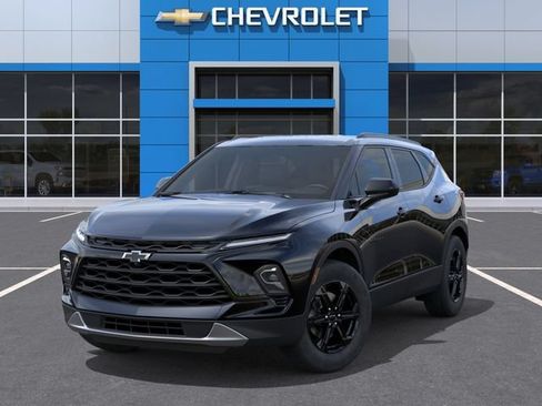 New 2026 Chevrolet Blazer LT w/ Convenience Package AWD/4WD image 6