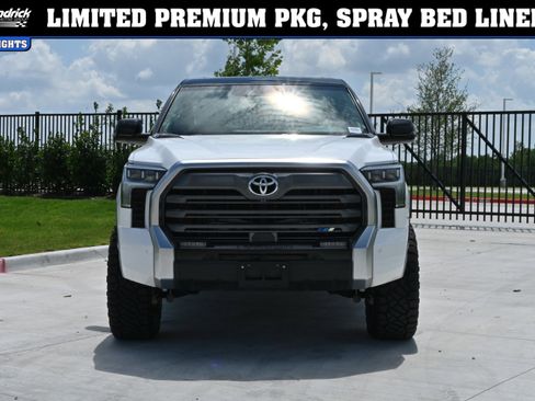 Used 2024 Toyota Tundra Limited AWD/4WD image 5