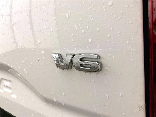 Used 2023 Toyota Tacoma SR AWD/4WD image 13