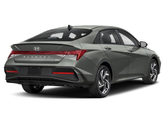 New 2026 Hyundai Elantra SEL FWD image 3