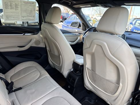 Used 2017 BMW X1 xDrive28i image 36