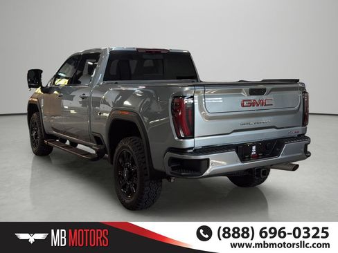 Used 2024 GMC Sierra 3500 AT4 w/ AT4 Preferred Package AWD/4WD image 3