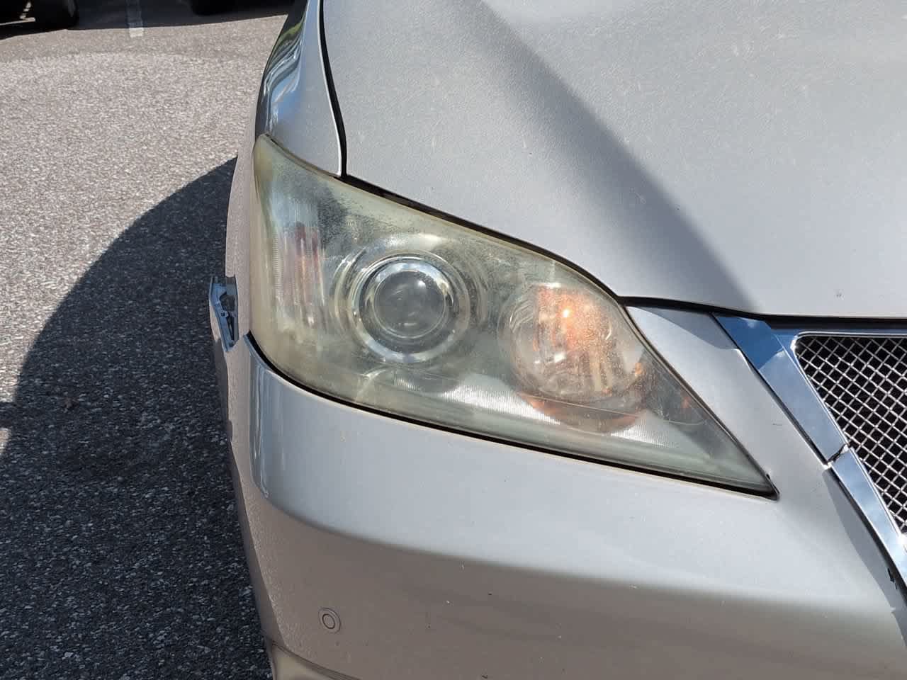 Used 2010 Lexus ES 350 w/ Preferred Accessory Package FWD image 10