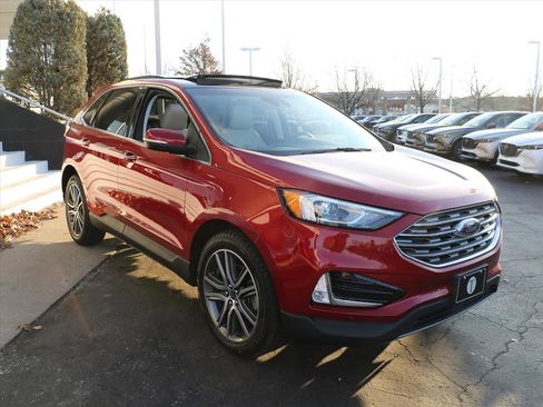 Used 2020 Ford Edge Titanium w/ Class II Trailer Tow Package image 6