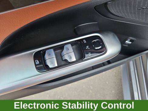 Used 2022 Mercedes-Benz C 300 4MATIC Sedan image 30