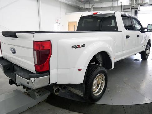 Used 2019 Ford F350 XLT w/ XLT Value Package AWD/4WD image 7