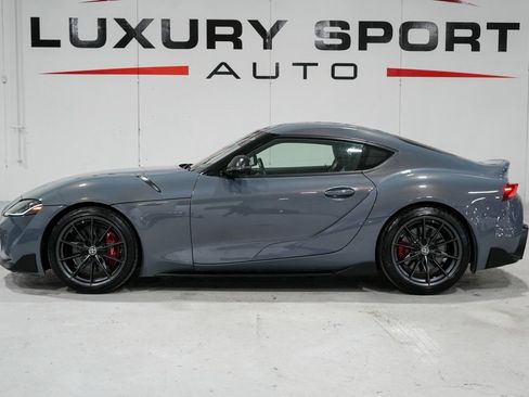 Used 2023 Toyota Supra Premium image 2