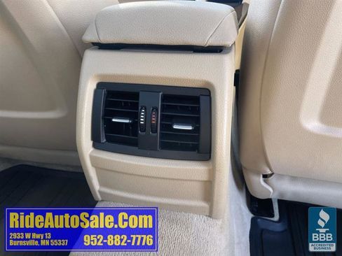 Used 2015 BMW 320i xDrive Sedan image 36