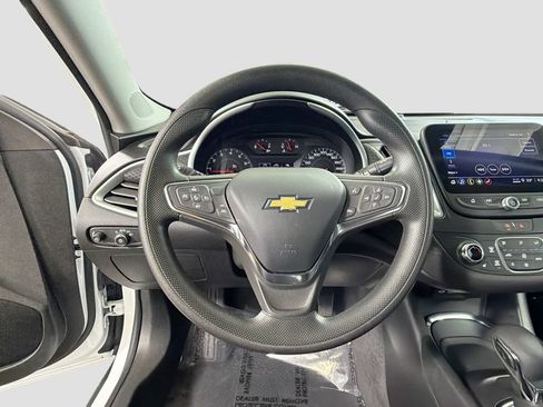 Used 2023 Chevrolet Malibu LT FWD image 13